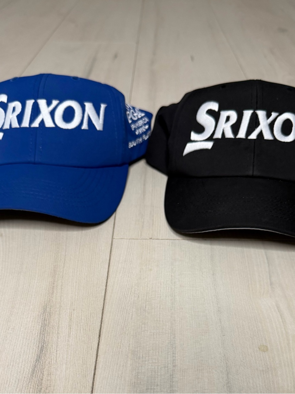 Srixon Embroidered Logo golf Cap - Blue and Black